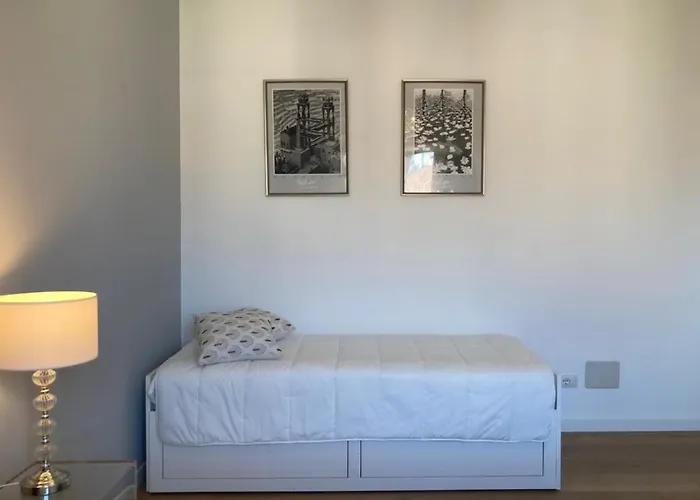Spazioso Bilocale Metro M4 Skynest Appartement *